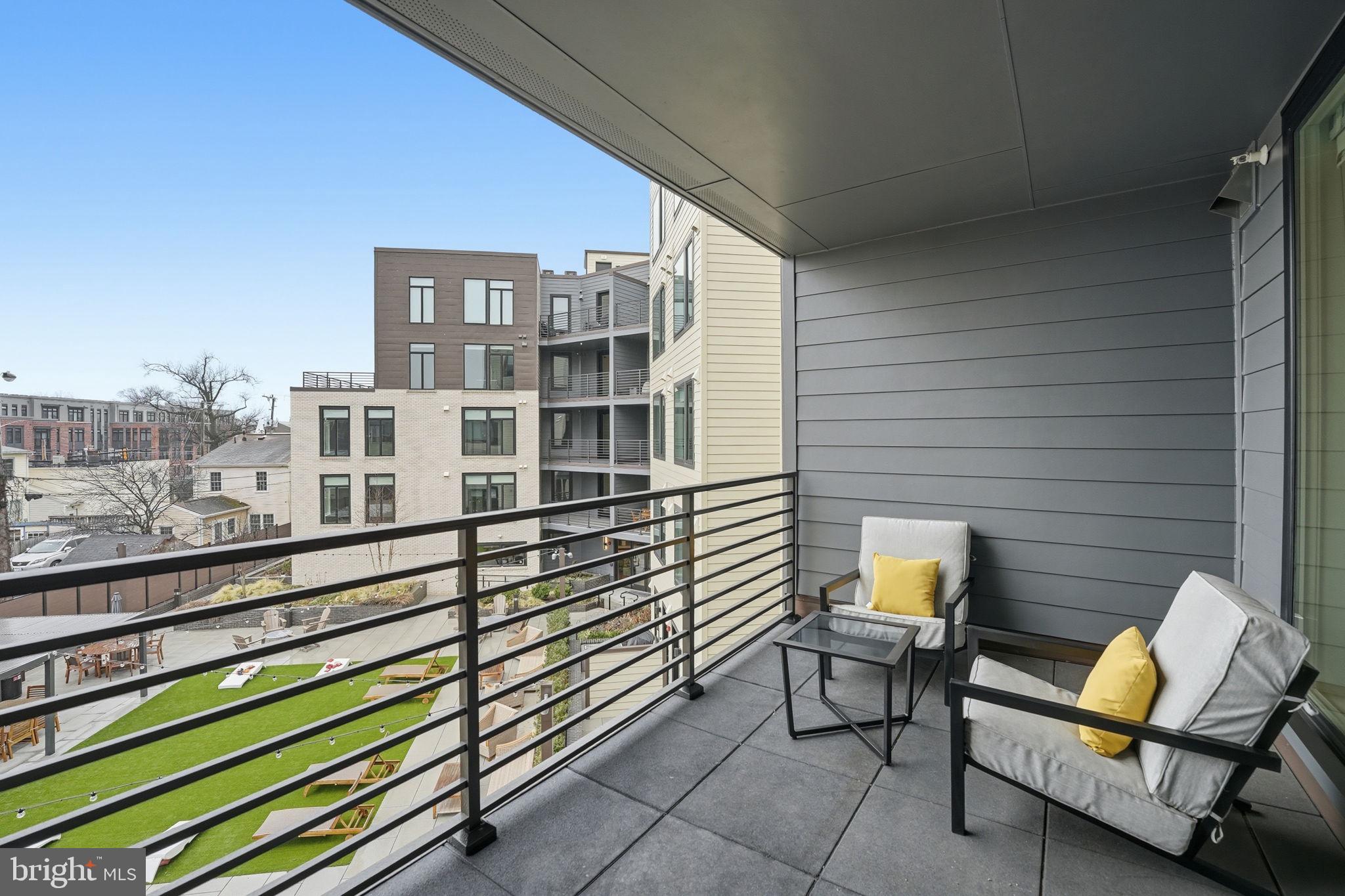 OLD TOWN ALEXANDRIA - Residential