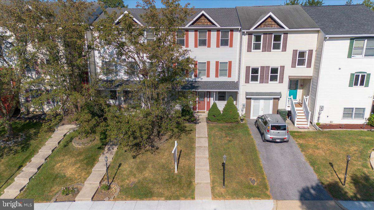 KENLY SQUARE - Residential