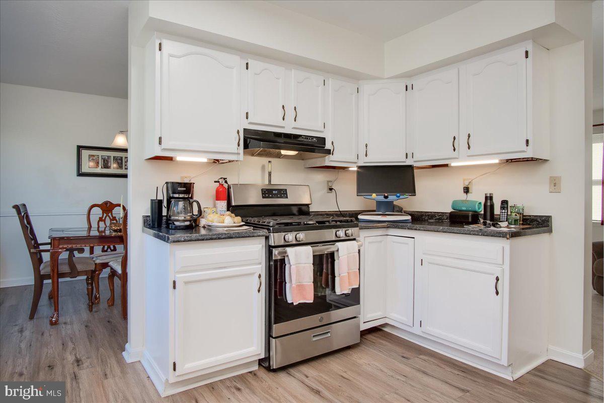 KENLY SQUARE - Residential