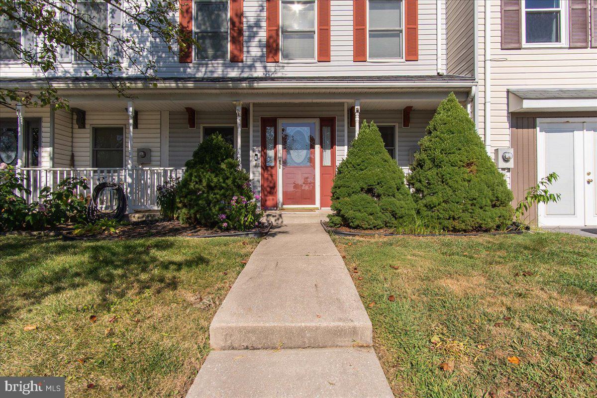 KENLY SQUARE - Residential