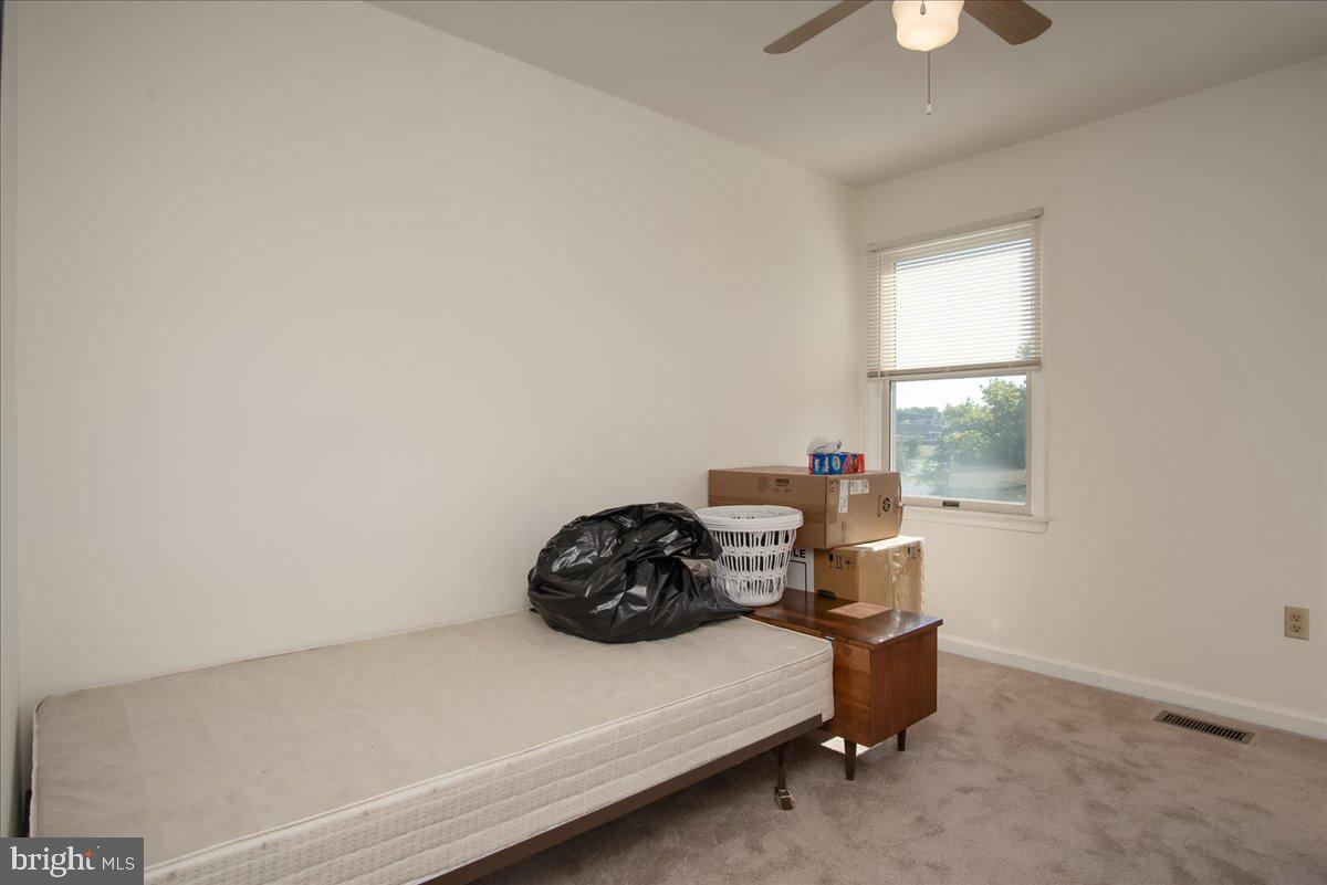 KENLY SQUARE - Residential