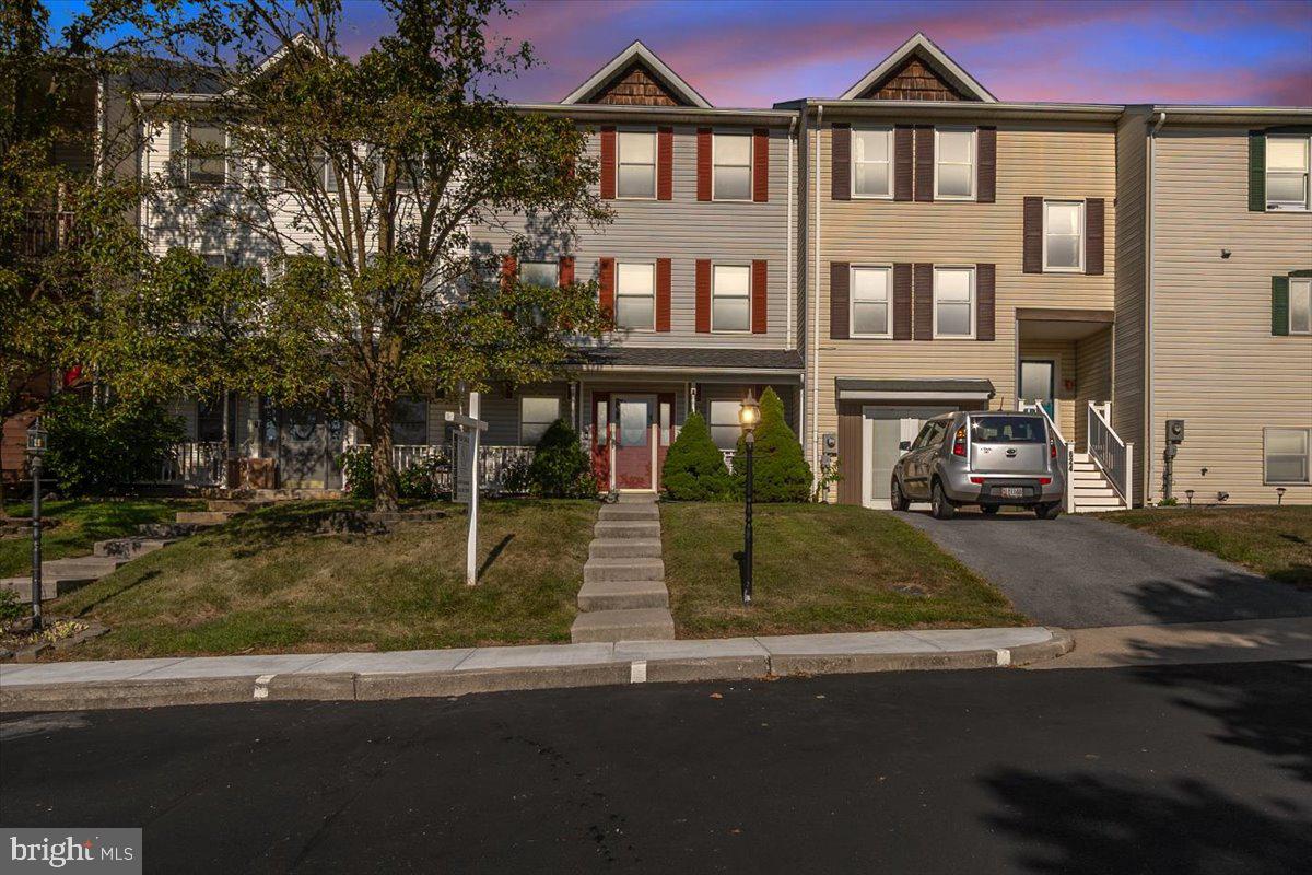 KENLY SQUARE - Residential