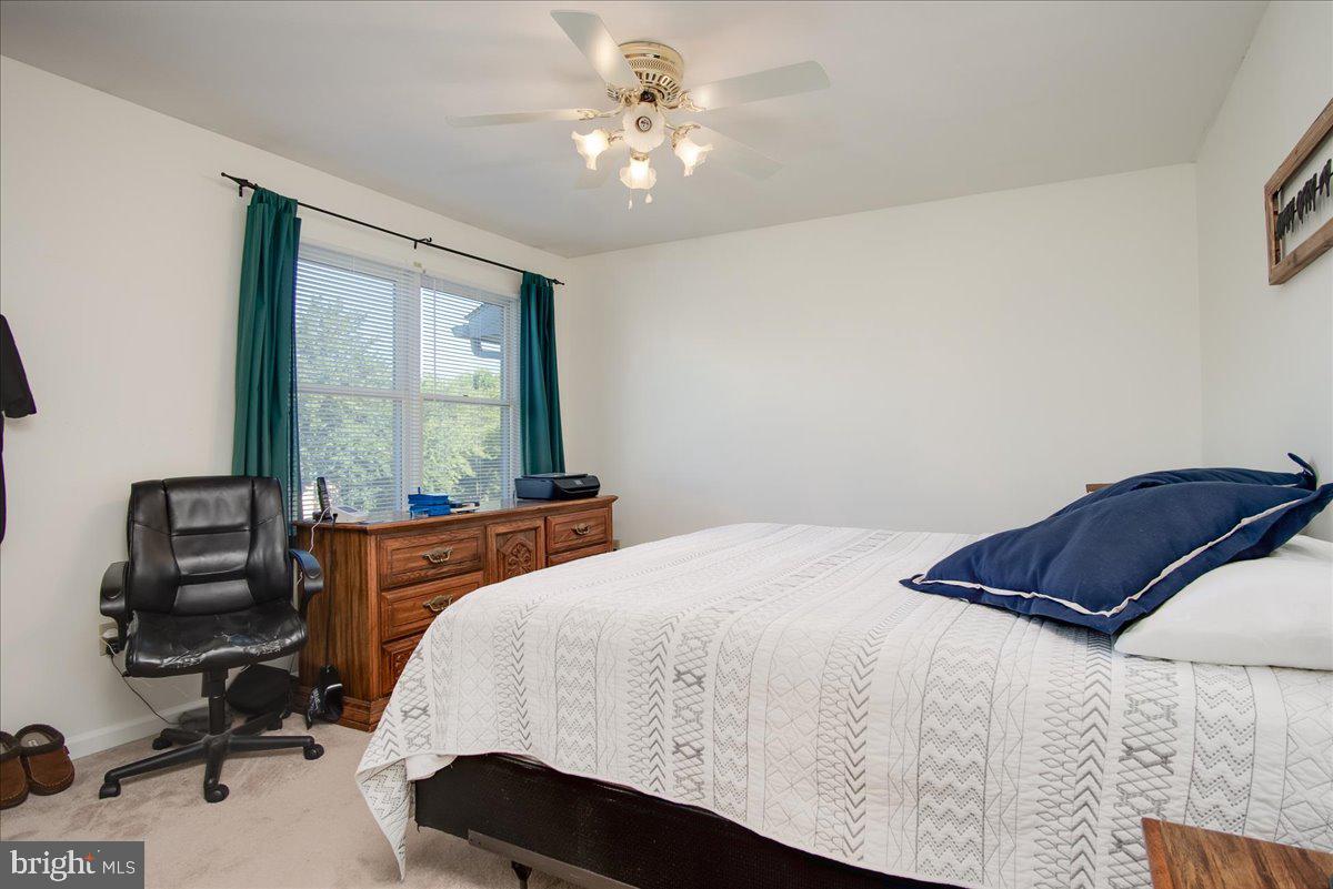 KENLY SQUARE - Residential