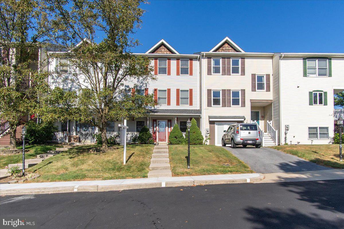 KENLY SQUARE - Residential