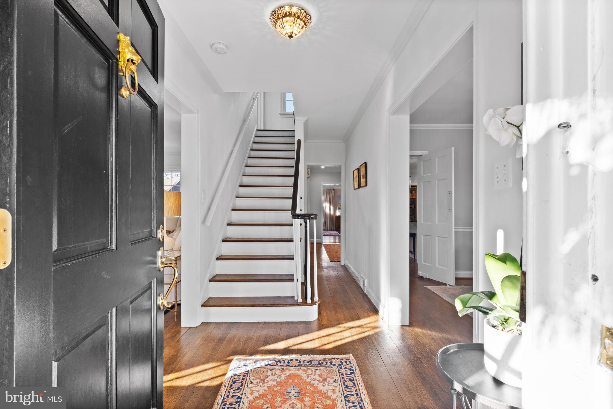 COUNTRY CLUB HILLS - Residential