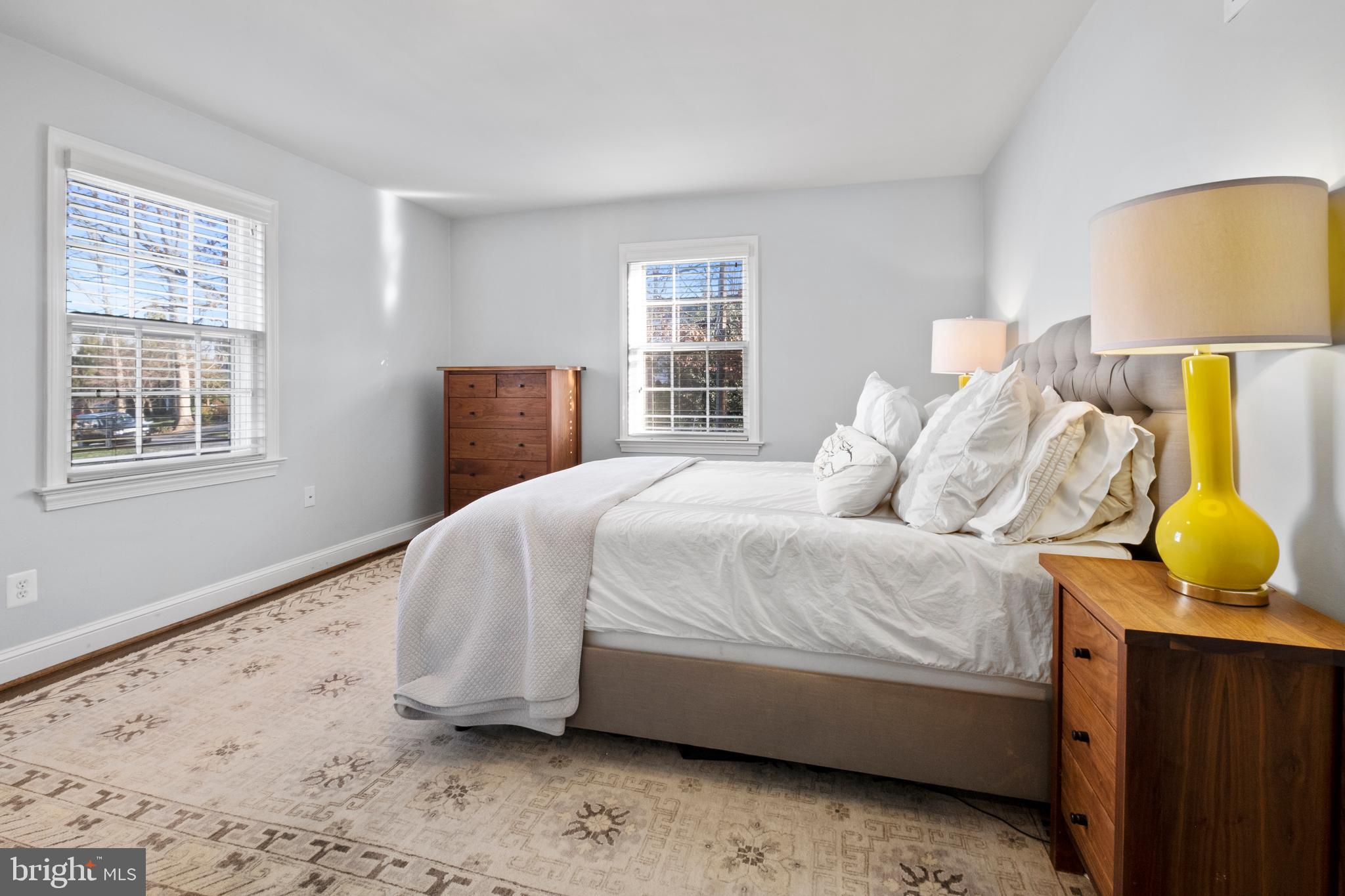 COUNTRY CLUB HILLS - Residential