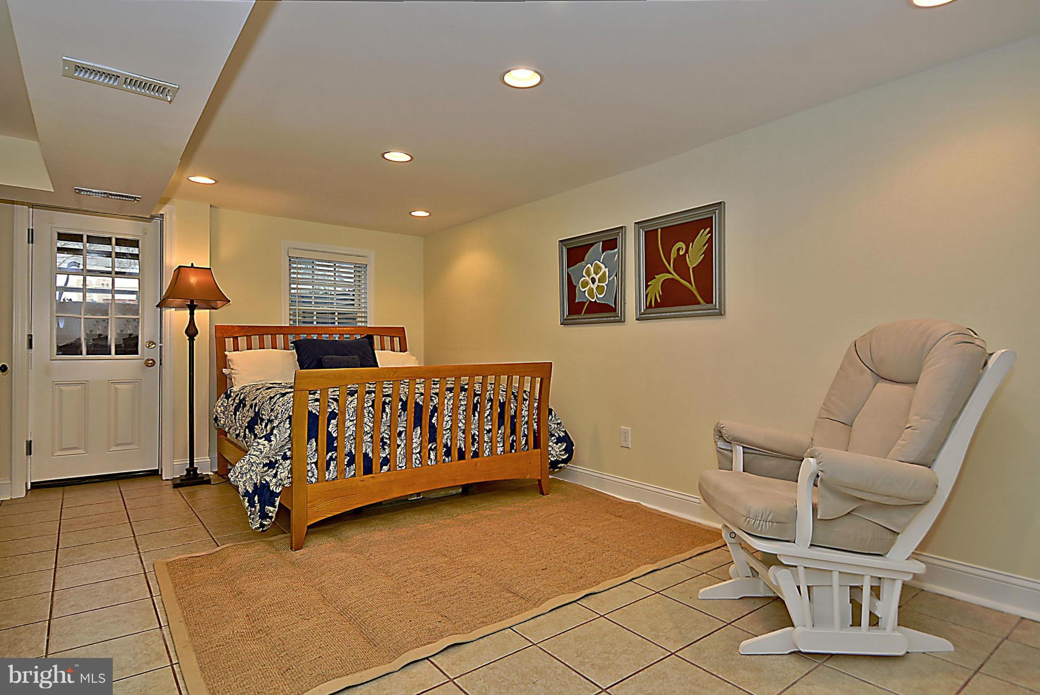 WOODMOOR - Residential