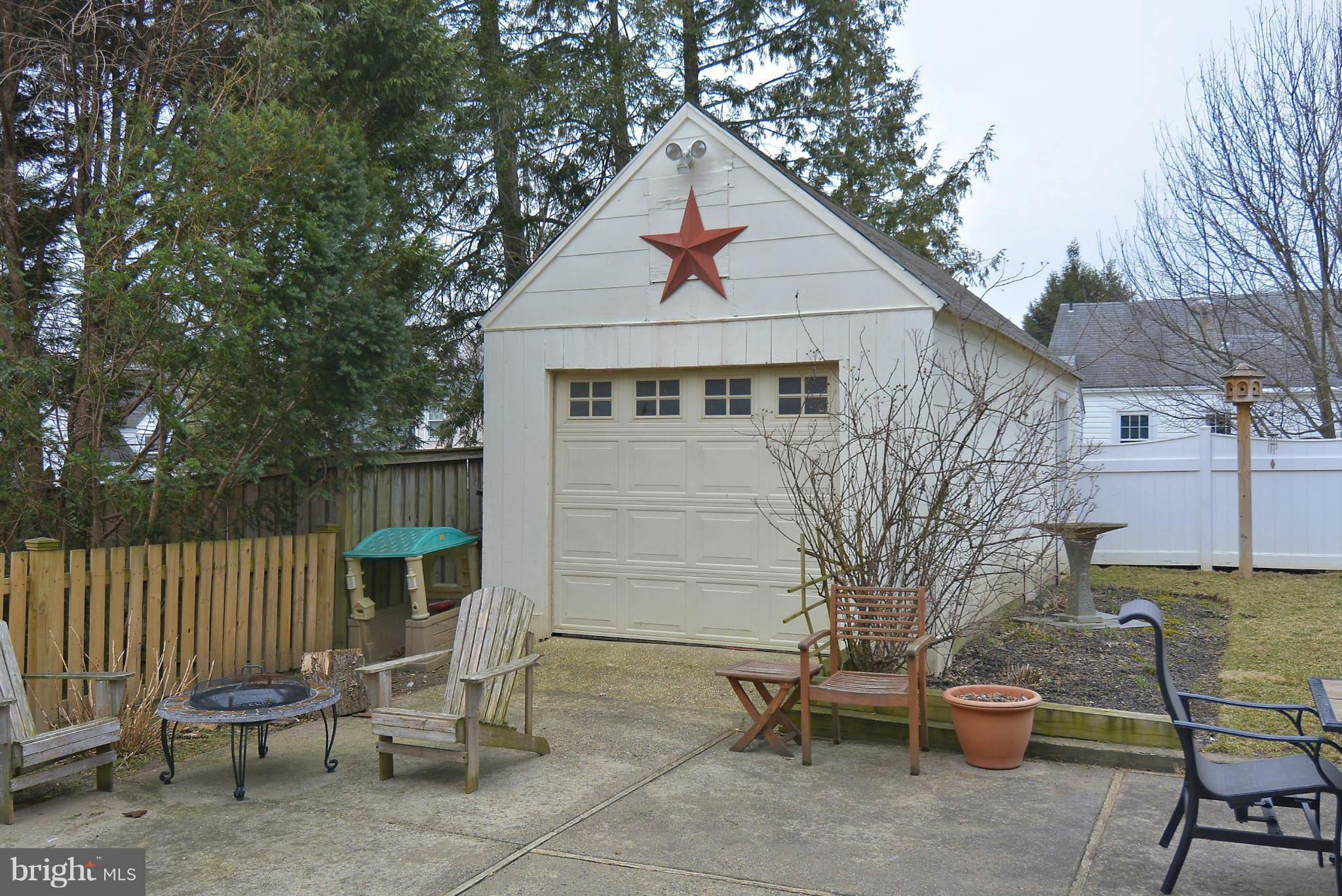 WOODMOOR - Residential