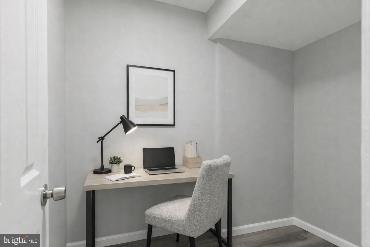 SAXONY SQUARE - Residential