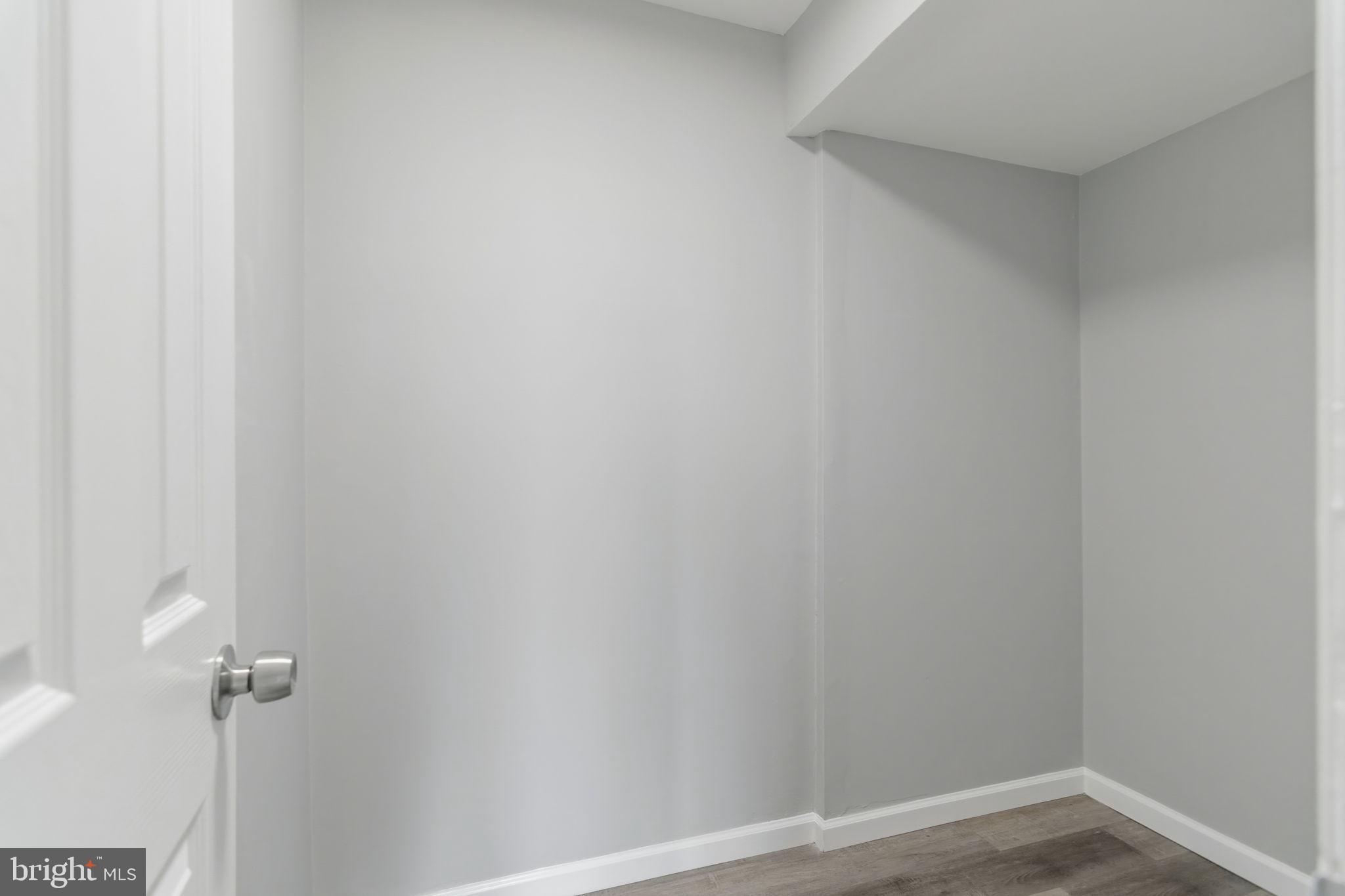 SAXONY SQUARE - Residential