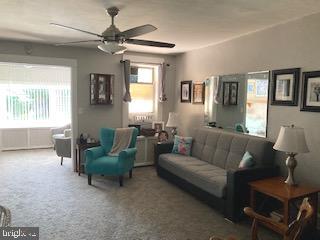 LAWNDALE - Residential Lease