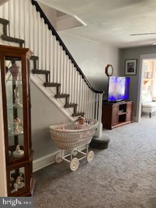 LAWNDALE - Residential Lease