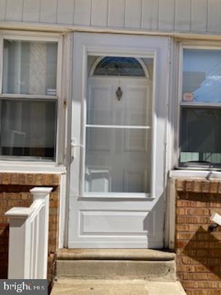 LAWNDALE - Residential Lease