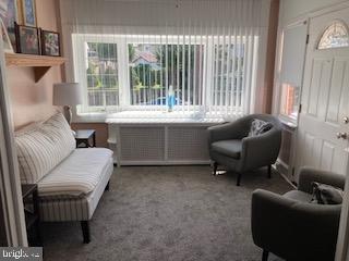 LAWNDALE - Residential Lease