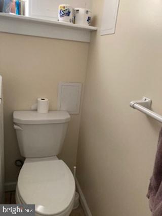 LAWNDALE - Residential Lease