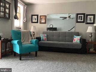 LAWNDALE - Residential Lease