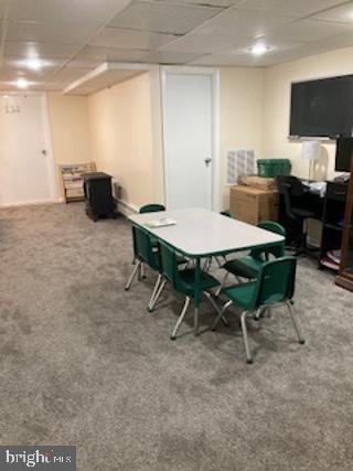 LAWNDALE - Residential Lease