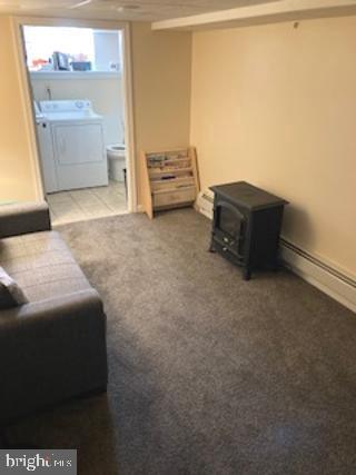 LAWNDALE - Residential Lease