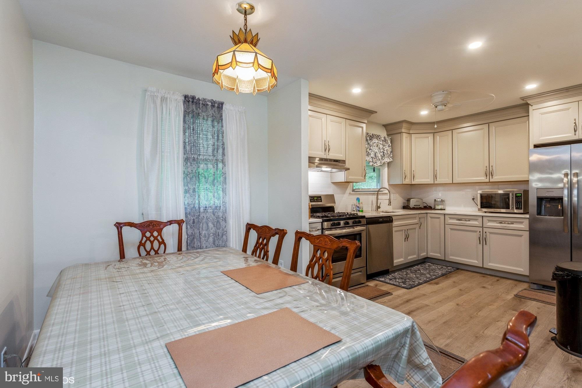 WALDON WOODS - Residential