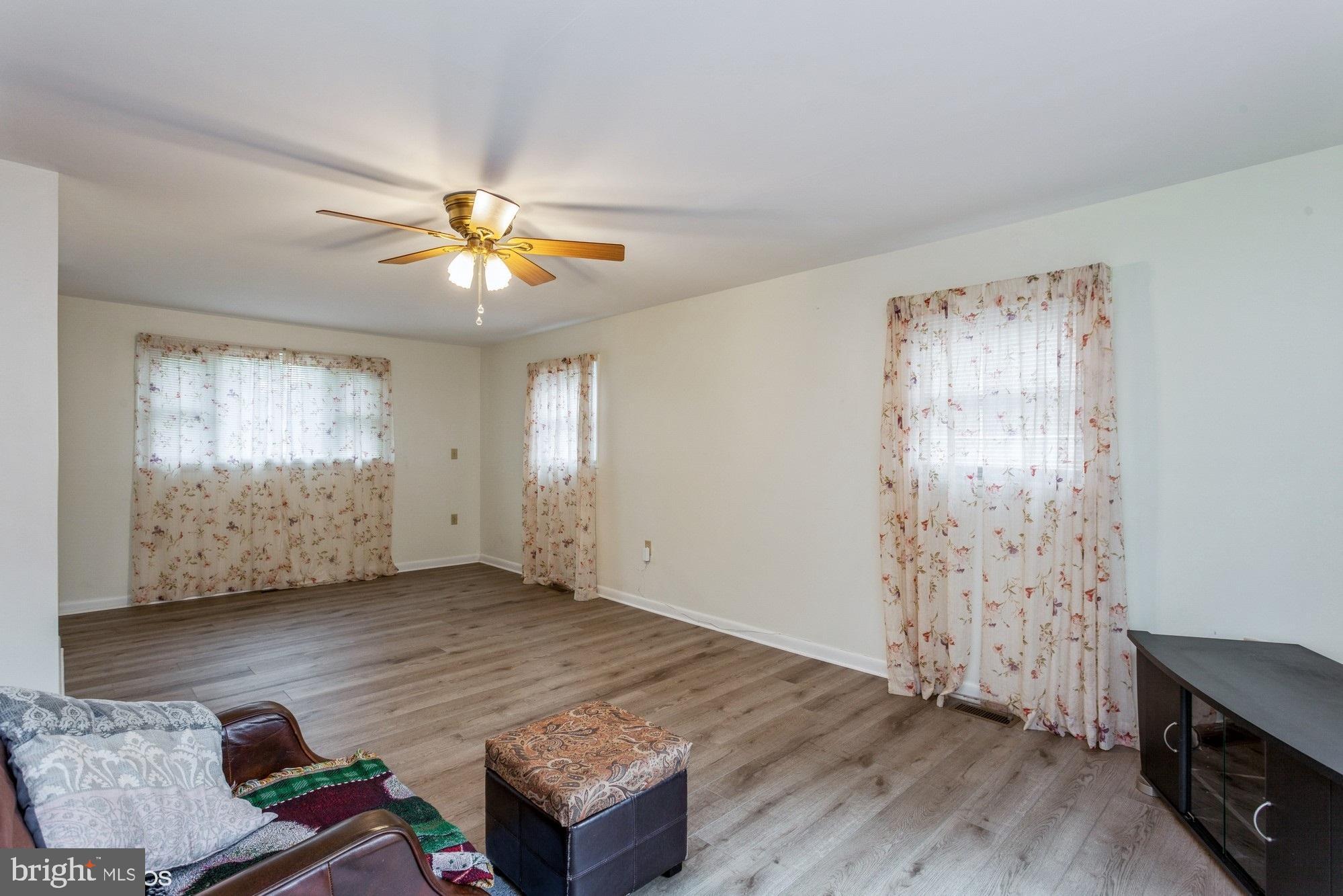 WALDON WOODS - Residential