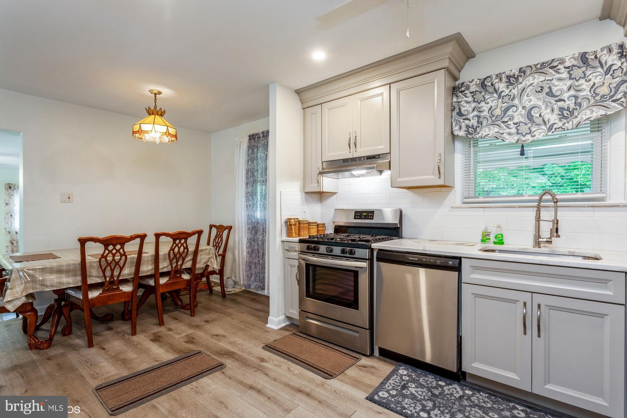 WALDON WOODS - Residential