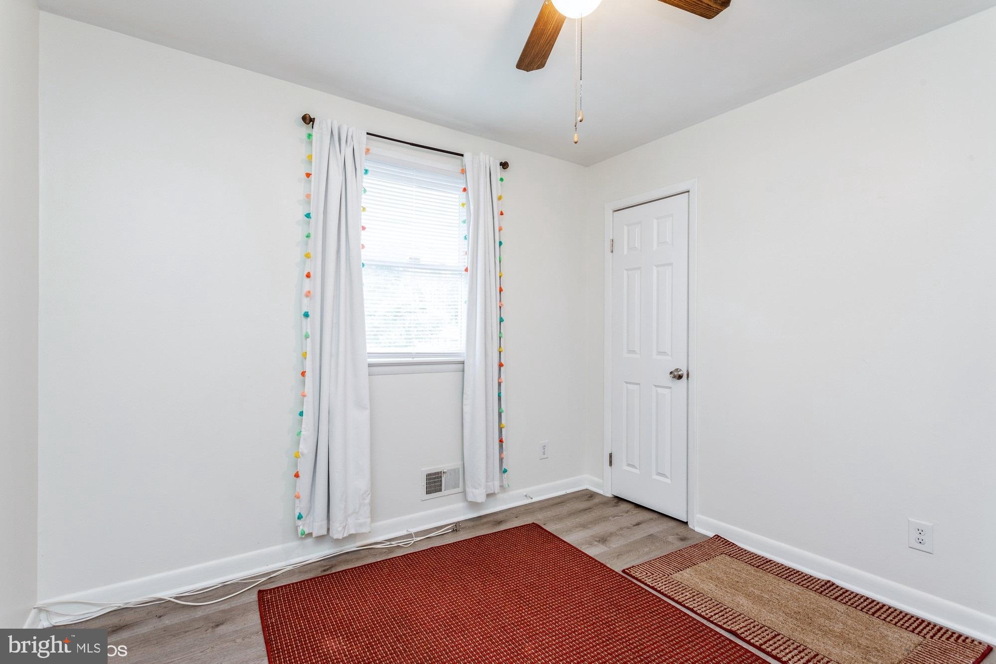 WALDON WOODS - Residential