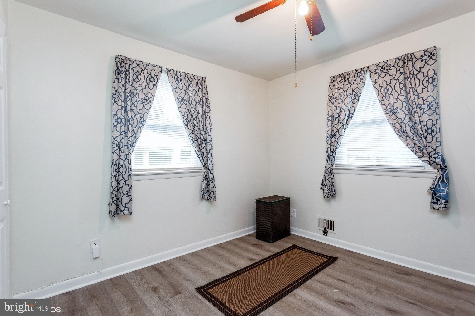 WALDON WOODS - Residential