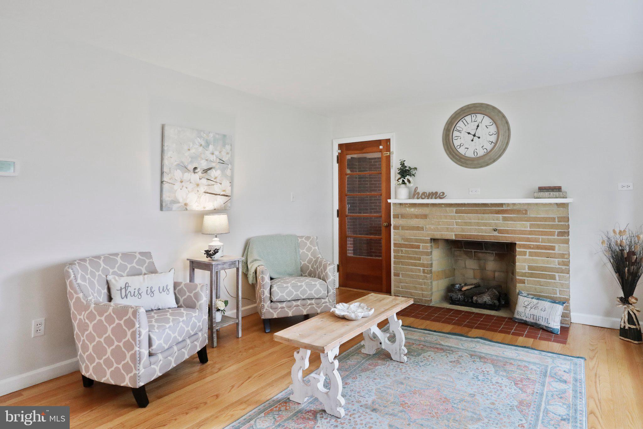 HALFWAY - Residential