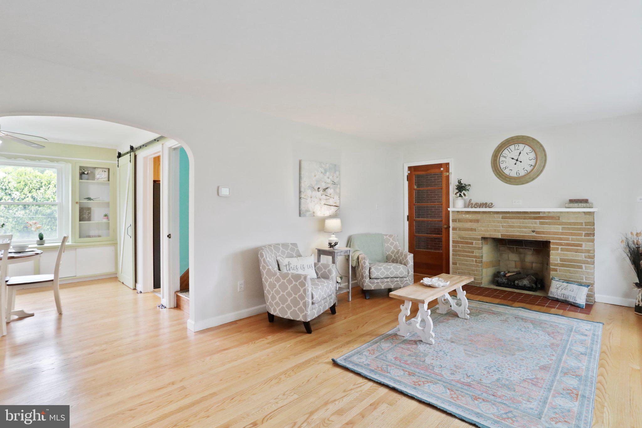 HALFWAY - Residential