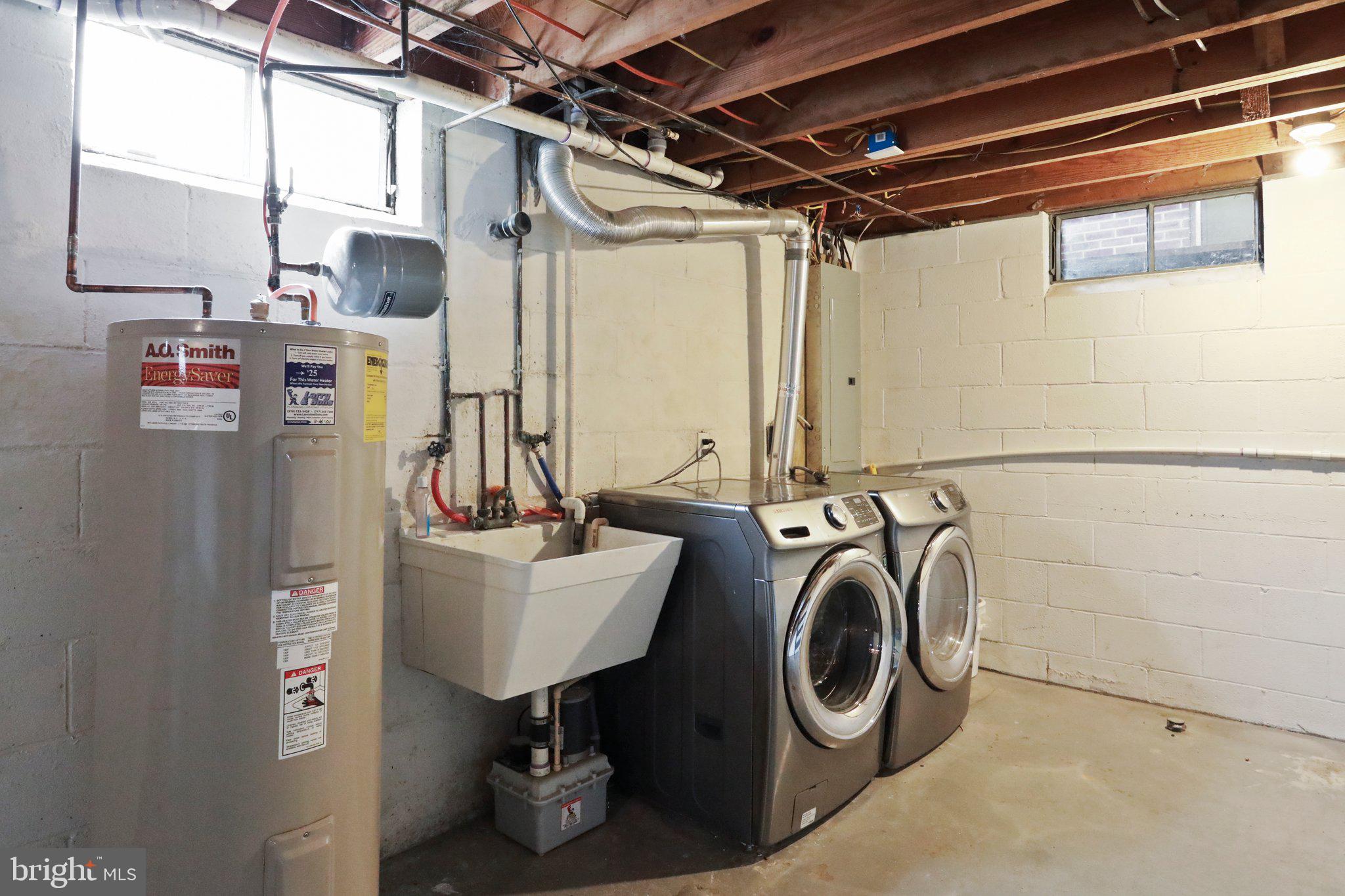 HALFWAY - Residential