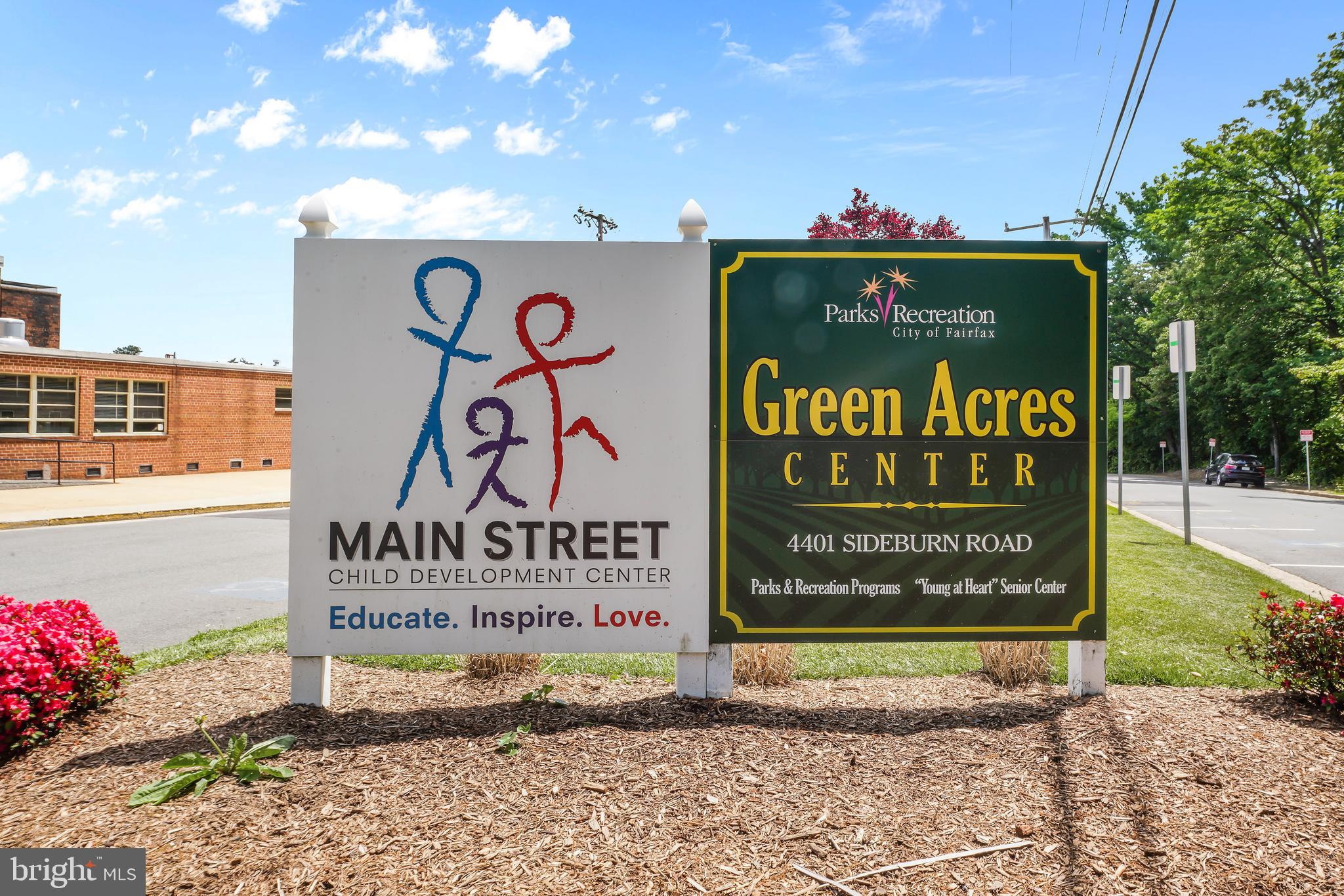 GREEN ACRES - Residential