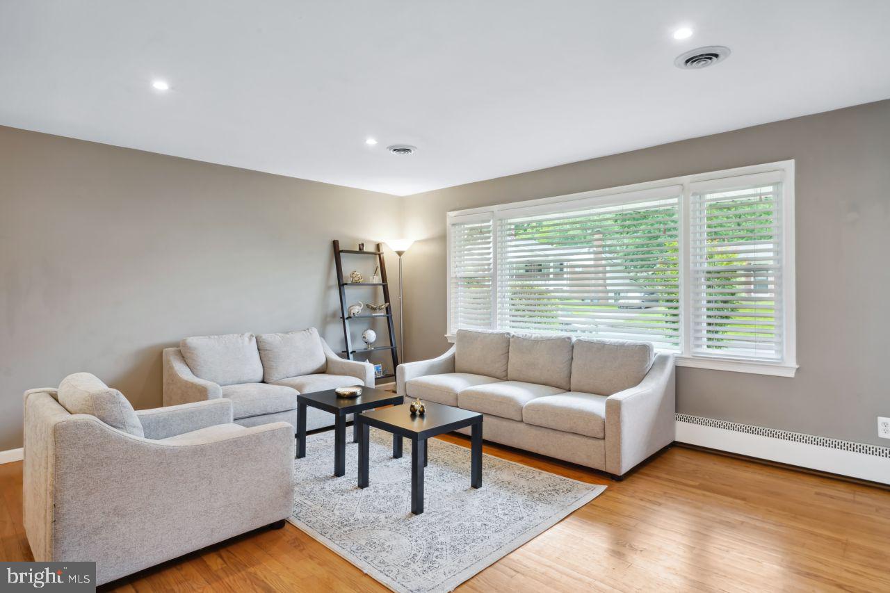 GREEN ACRES - Residential