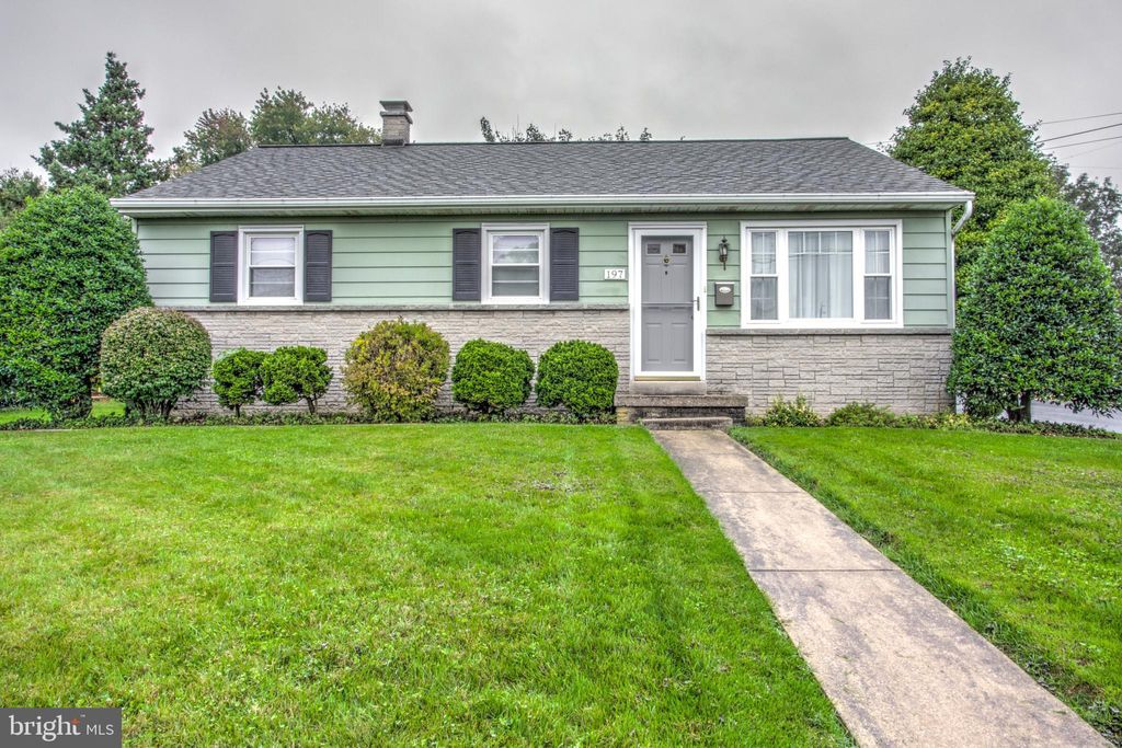 Photo of 197 WECAF RD, NEW HOLLAND, PA 17557 (MLS # PALA2041682)