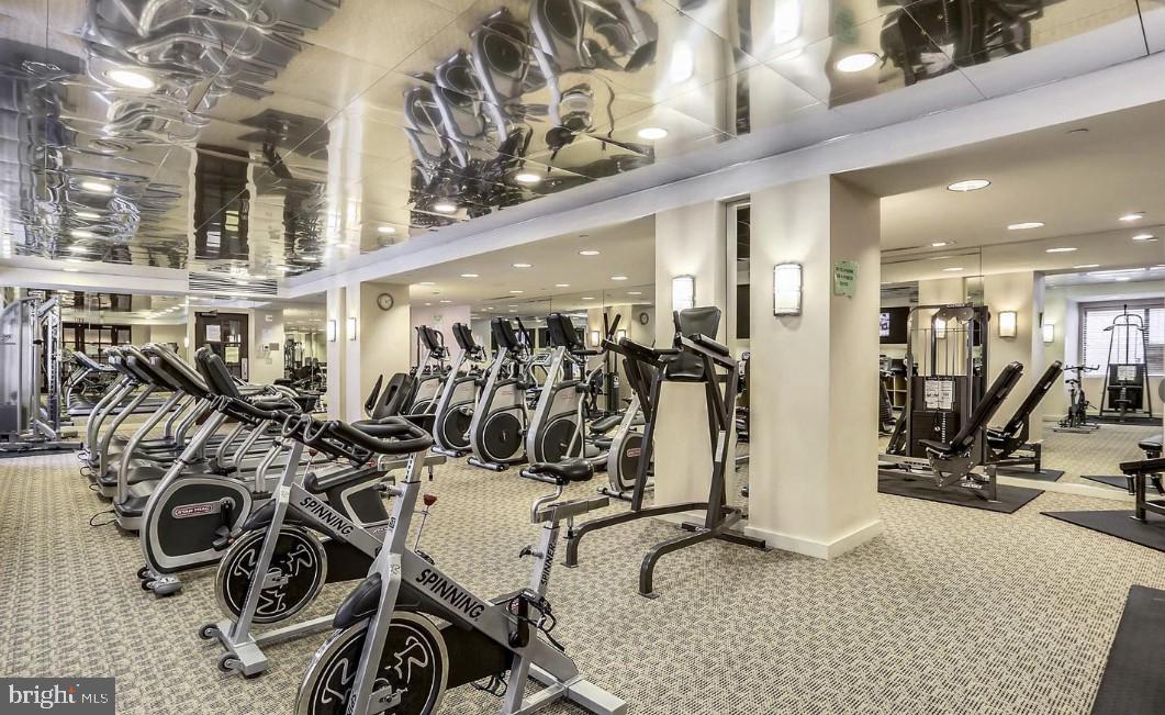 GALLERY AT WHITE FLINT - Residential Lease