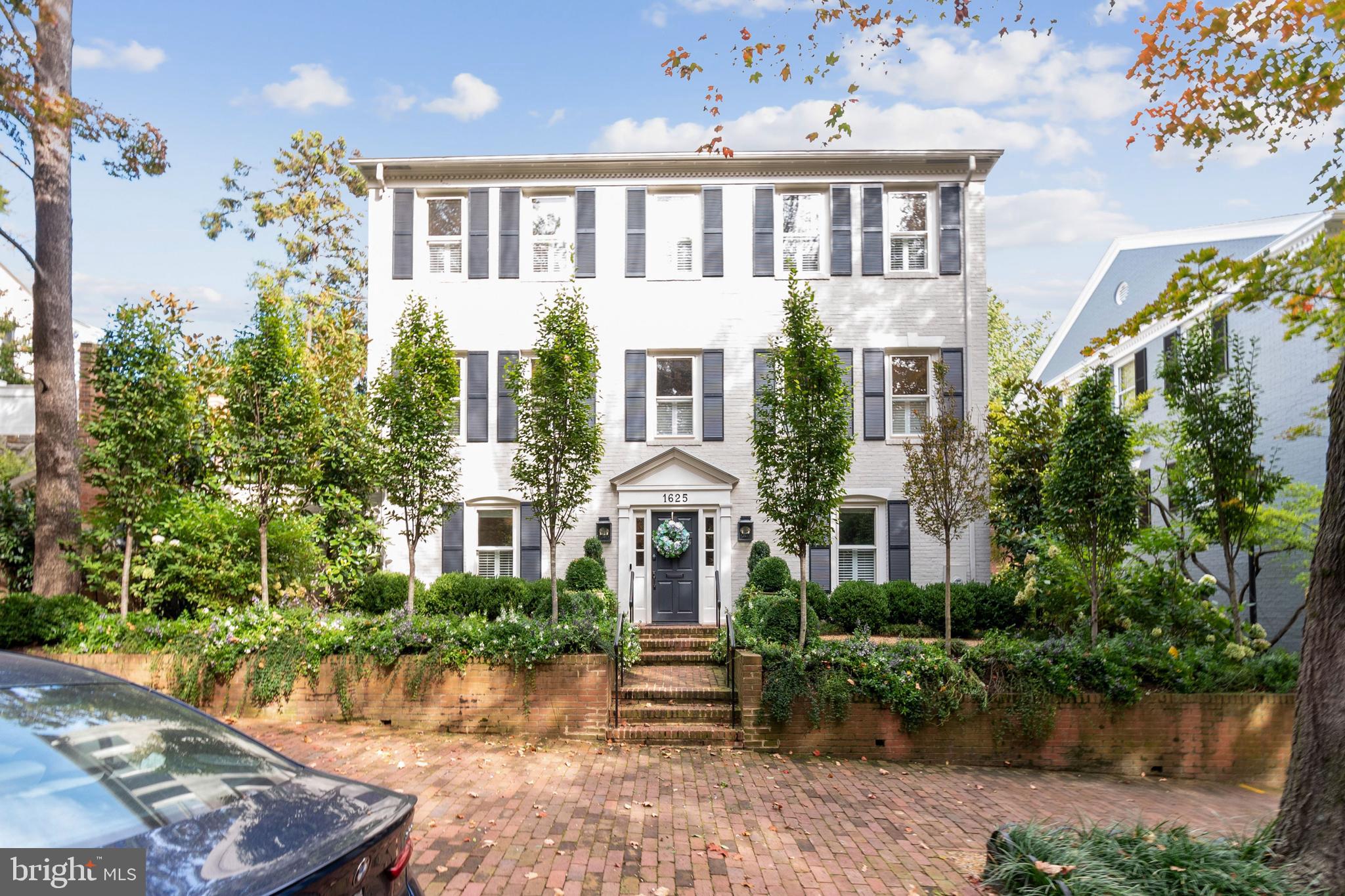 GEORGETOWN - Residential