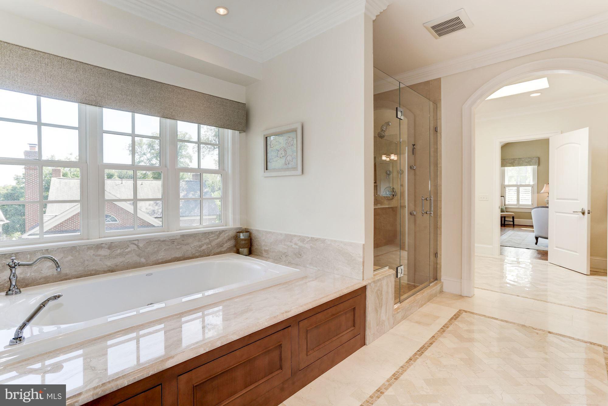 BERKLEY - Residential