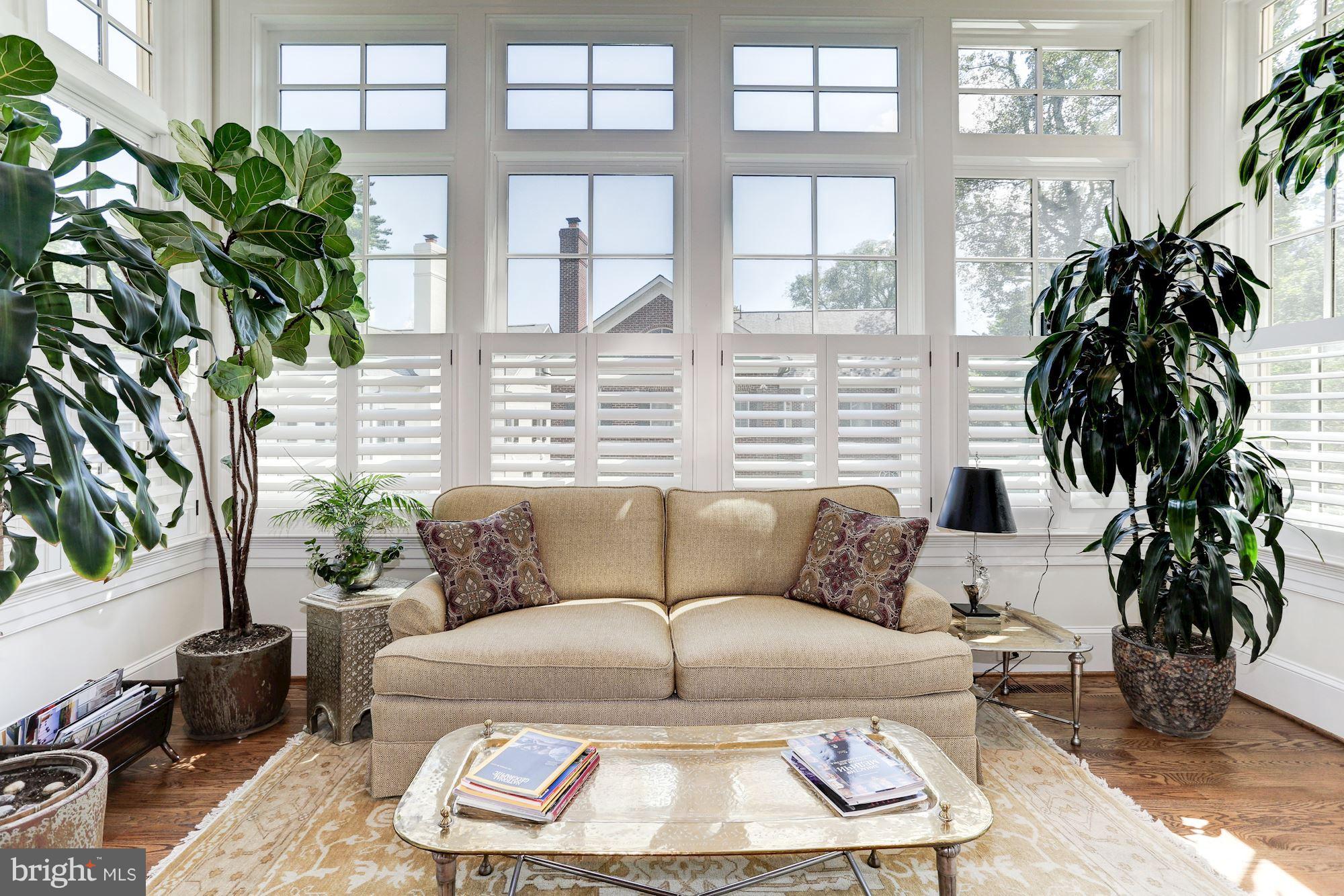 BERKLEY - Residential