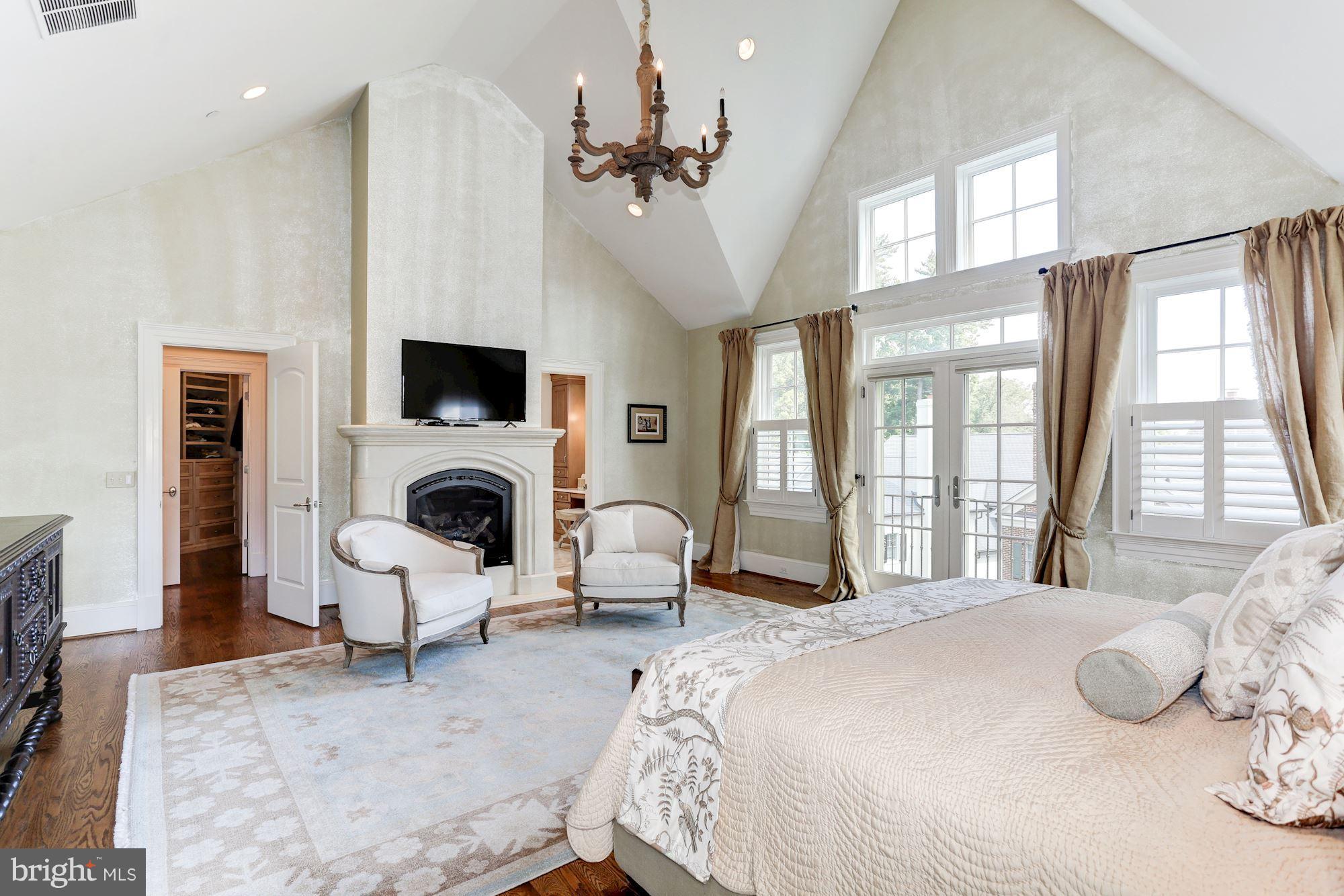 BERKLEY - Residential