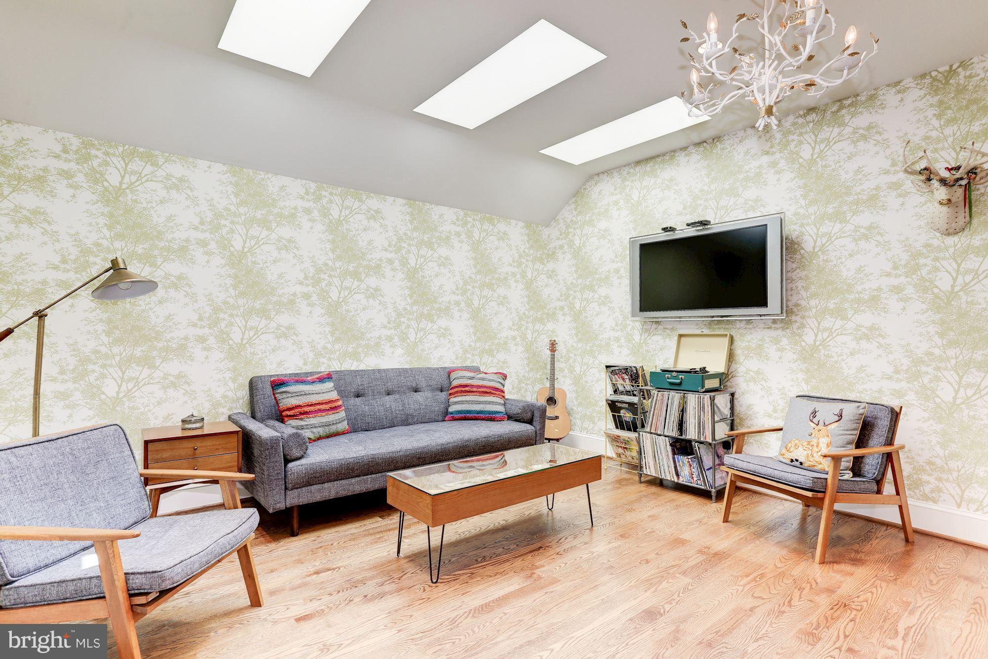 BERKLEY - Residential