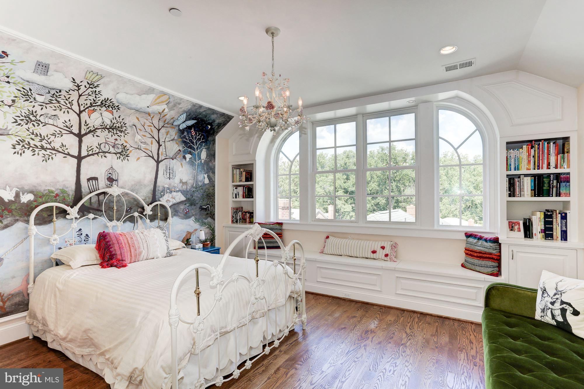 BERKLEY - Residential