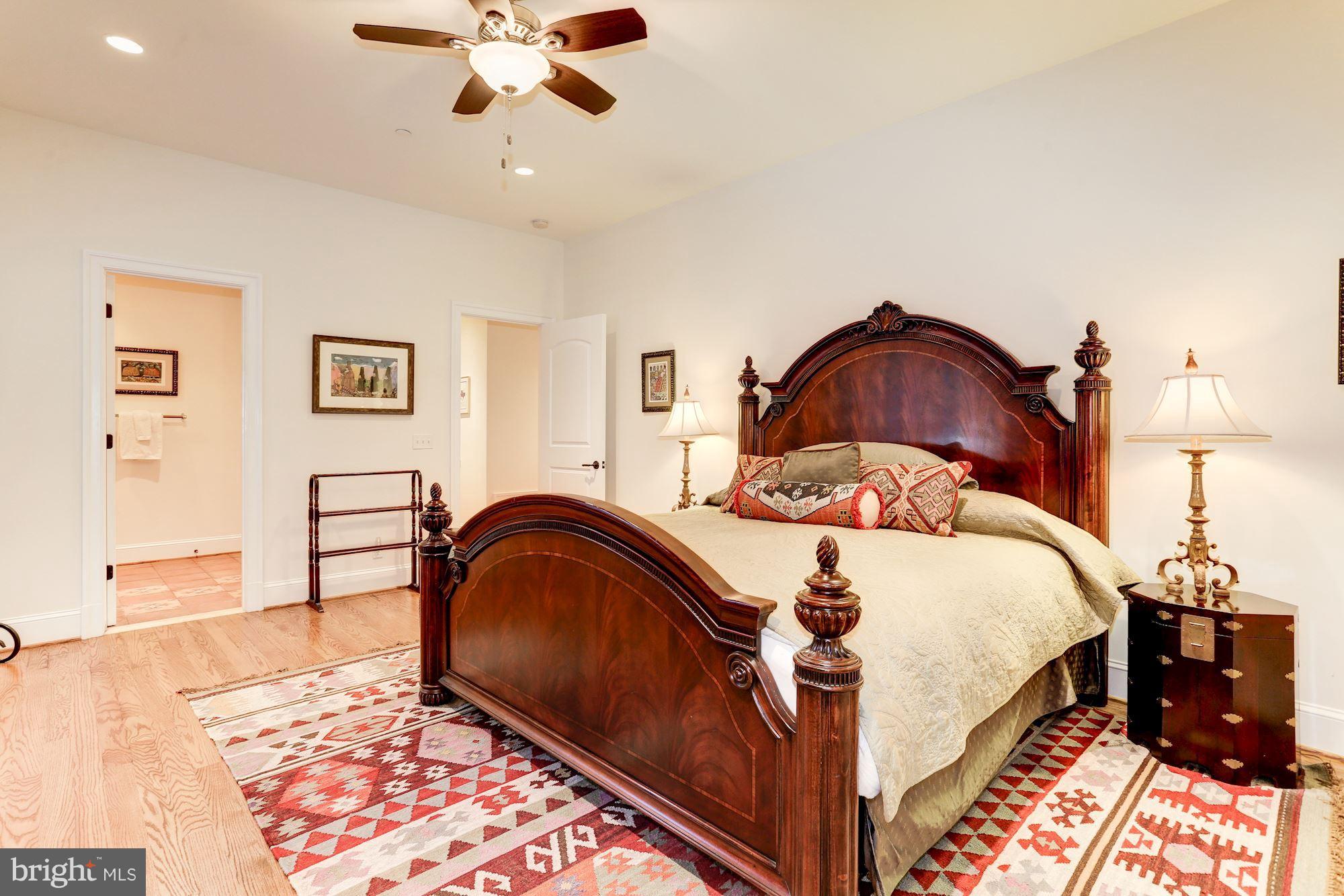 BERKLEY - Residential