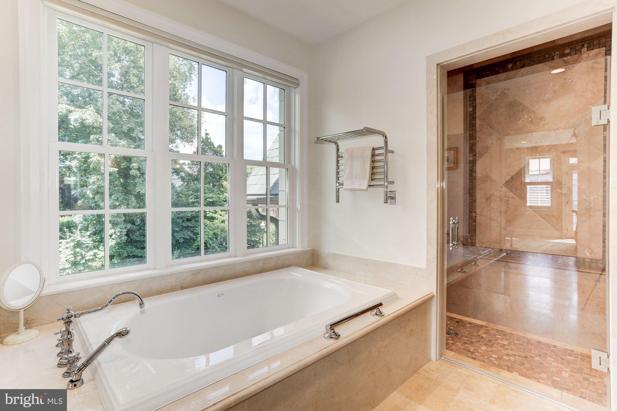 BERKLEY - Residential