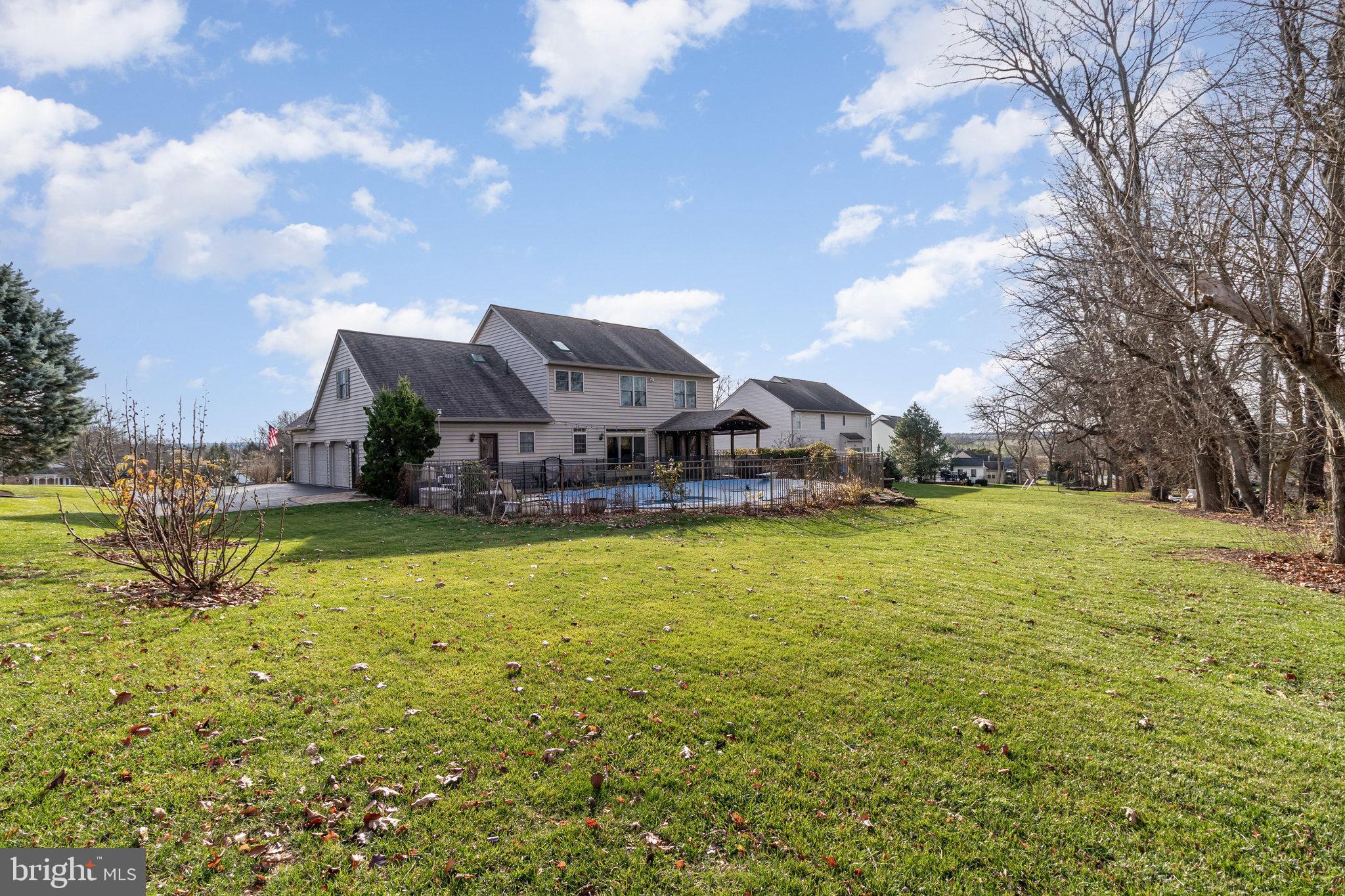 GREEN ACRES ESTATES - Residential