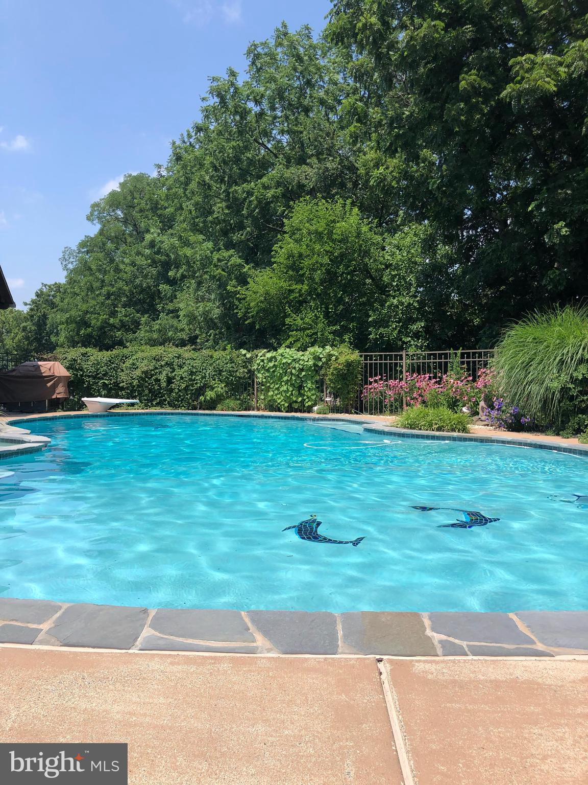 GREEN ACRES ESTATES - Residential