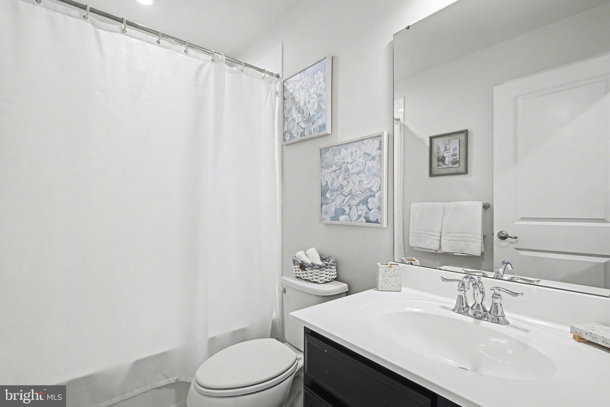 FILLMORE VILLAGE - Residential