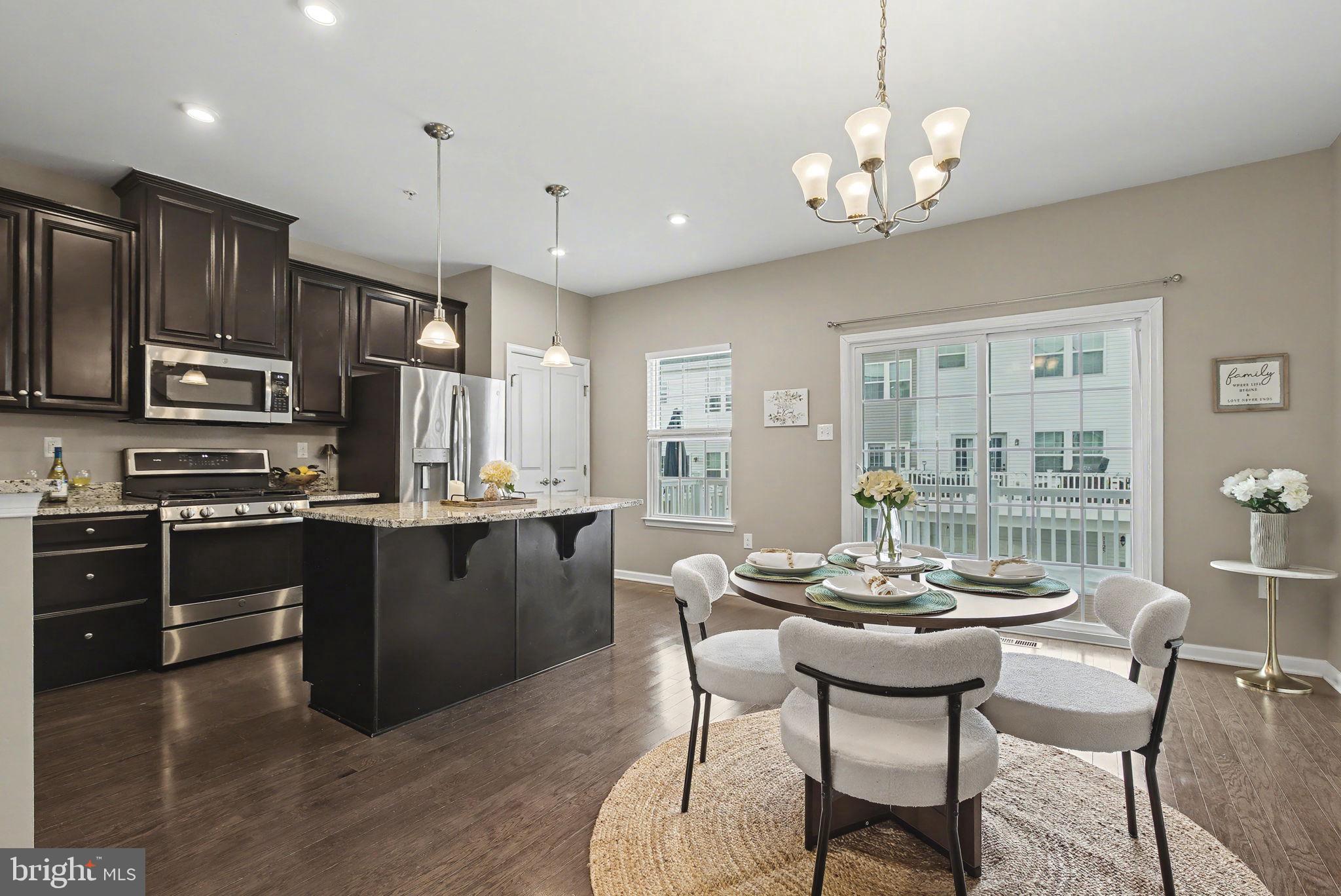 FILLMORE VILLAGE - Residential