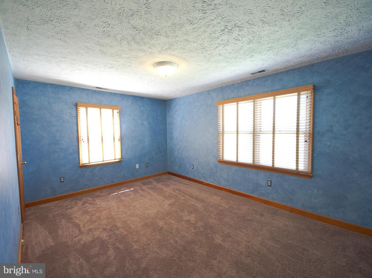 GLEN ECHO HTS - Residential Lease