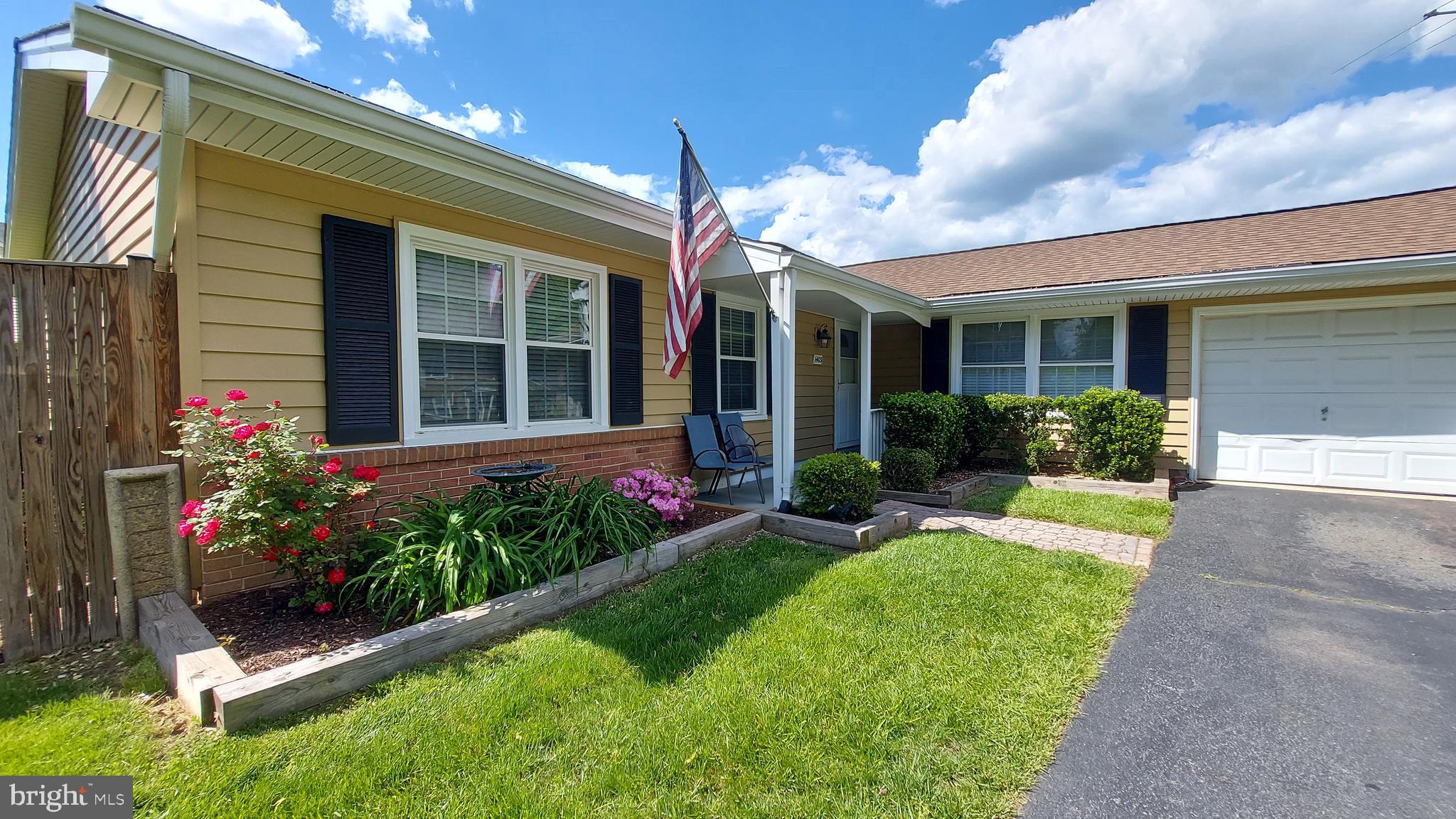 STERLING - Residential