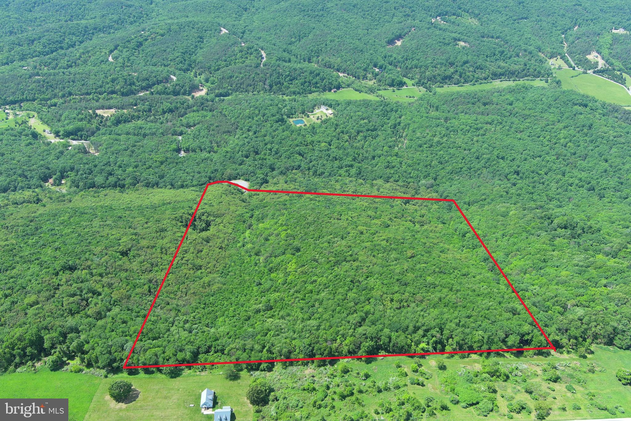 HAMILTON ESTATES - Land