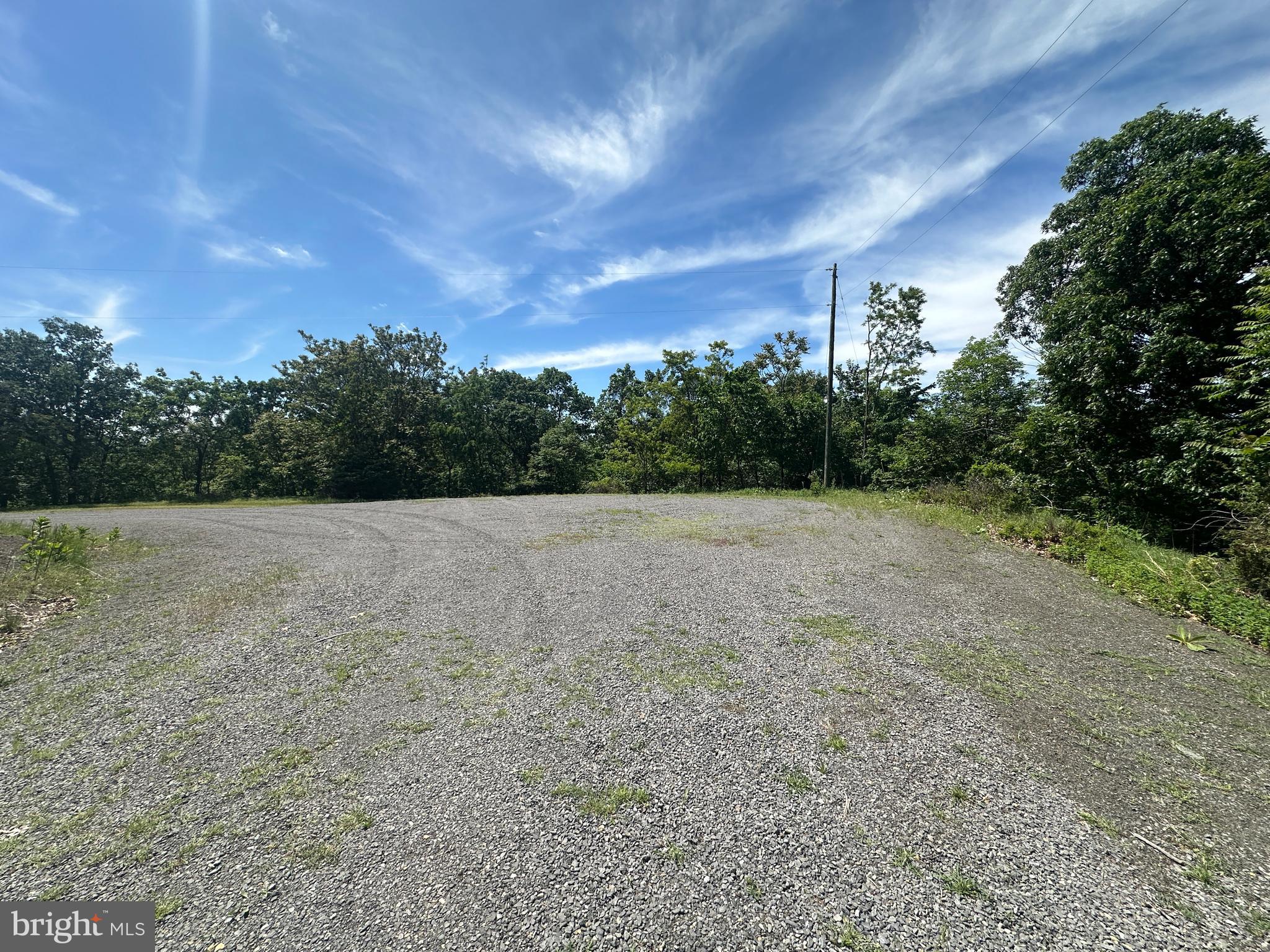 HAMILTON ESTATES - Land